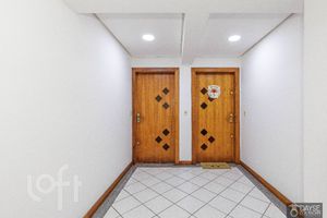 Image 13 - 886521