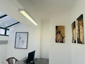Image 4 - 886523