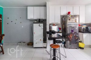 Image 4 - 886525