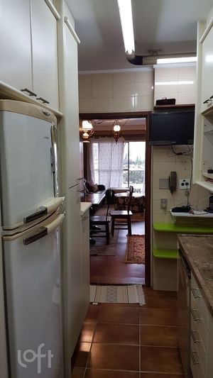 Image 12 - 886530