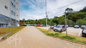 Image 16 - 886531