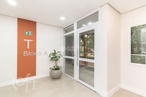 Image 41 - 886532
