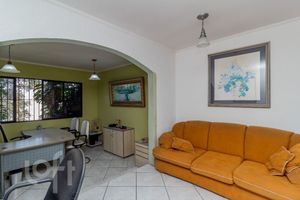 Image 61 - 886536