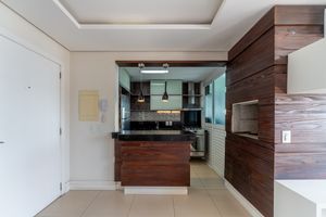Image 14 - 886556