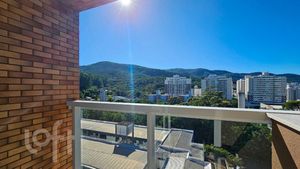 Image 14 - 886565