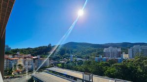 Image 3 - 886565