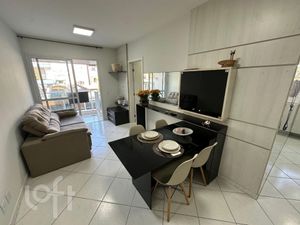 Image 8 - 886567