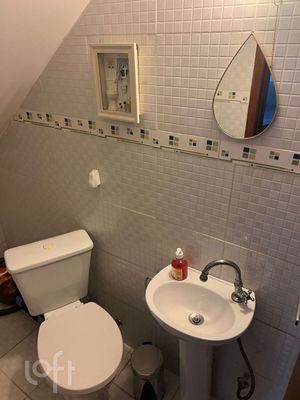 Image 13 - 886600