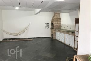 Image 13 - 886602