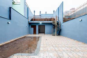 Image 32 - 886604