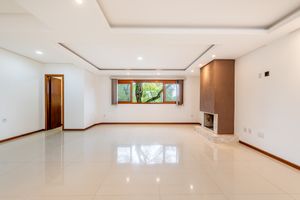 Image 1 - 886604