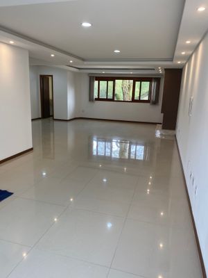 Image 1 - 886604