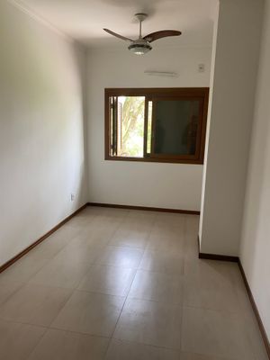 Image 15 - 886604