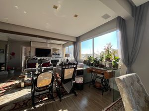 Image 1 - 886611