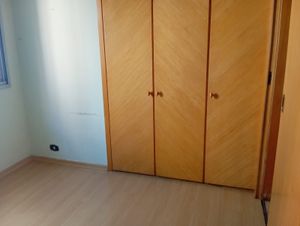 Image 5 - 886614
