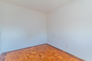 Image 7 - 886617