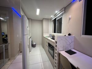 Image 1 - 886618