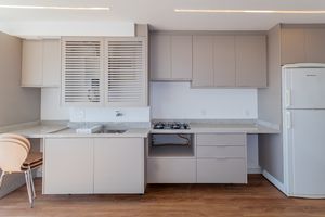 Image 13 - 886627