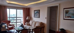 Image 18 - 886629