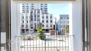 Image 7 - 886631