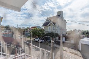 Image 15 - 886633