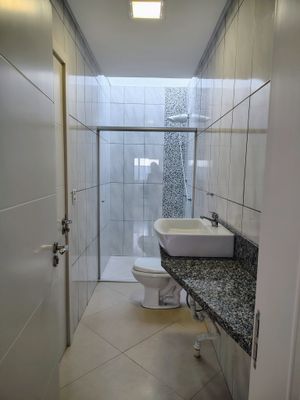 Image 7 - 886633