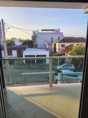 Image 16 - 886633