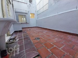 Image 14 - 886635