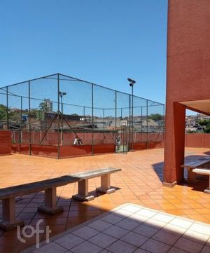 Image 8 - 886636