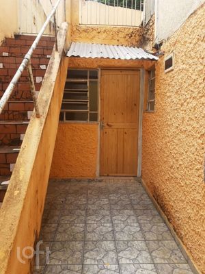 Image 6 - 886637