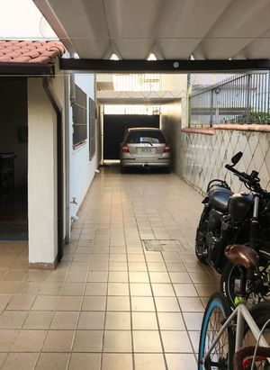 Image 19 - 886638