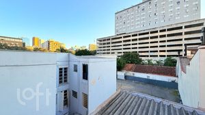 Image 9 - 886639