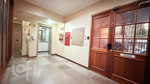 Image 14 - 886639