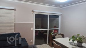 Image 16 - 886645