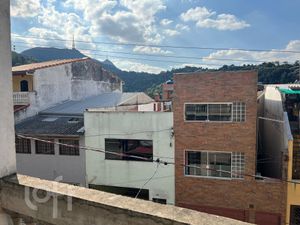 Image 9 - 886646