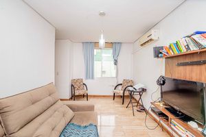 Image 2 - 886653
