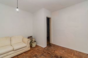 Image 4 - 886654