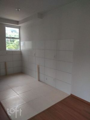 Image 3 - 886657