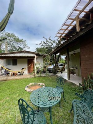 Image 5 - 886662
