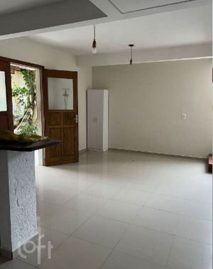 Image 11 - 886662