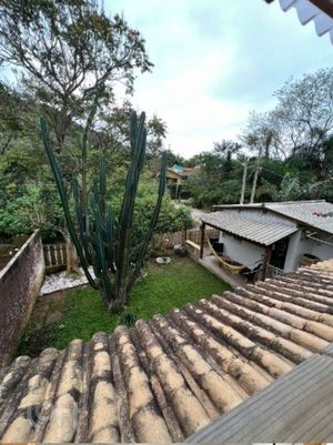 Image 10 - 886662
