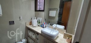 Image 15 - 886665