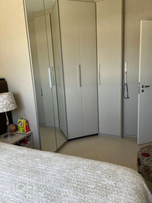 Image 7 - 886666