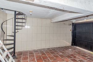 Image 47 - 886668