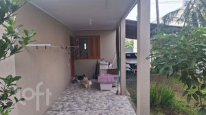 Image 16 - 886670