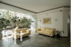 Image 3 - 886675
