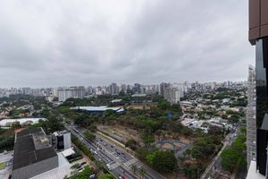 Image 7 - 886676