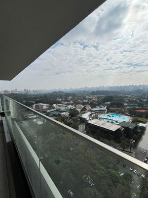 Image 1 - 886676