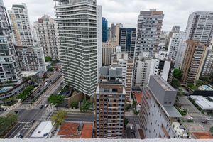 Image 58 - 886676