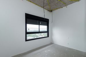 Image 62 - 886676